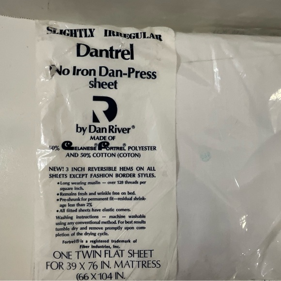 Vintage Lot of 2 NOS Dan River Slightly Irregular Twin Flat Sheets White No Iron - Picture 5 of 10